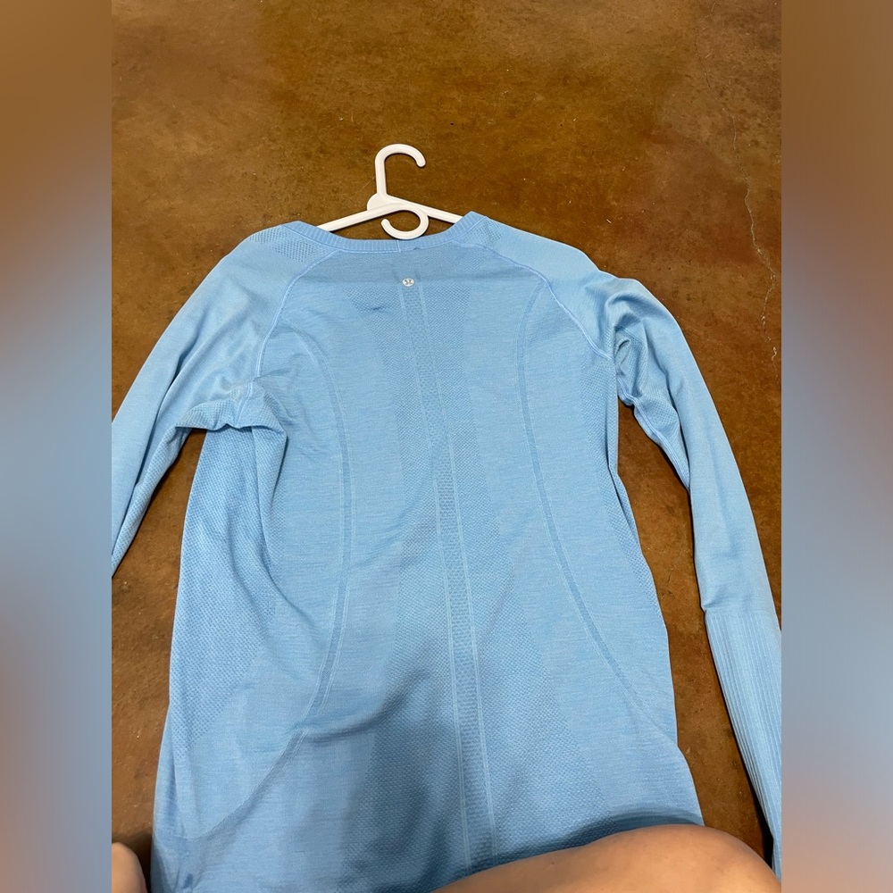 Lululemon Swiftly Long Sleeve - Picture 3 of 3
